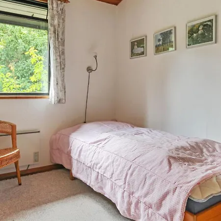 Maya - 900m From The Sea By Interhome Nyaraló